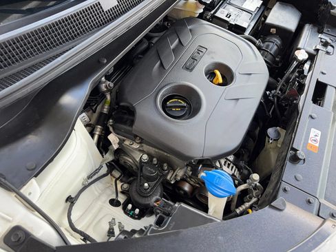 Used 2019 Kia Soul + FWD image 43