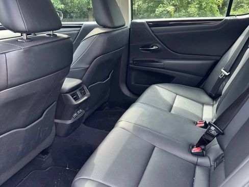 Used 2019 Lexus ES 350 w/ Premium Package FWD image 9