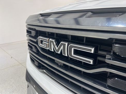 Used 2023 GMC Sierra 1500 AT4 w/ AT4 Premium Package image 30