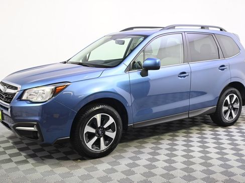 Used 2018 Subaru Forester 2.5i Limited AWD/4WD image 2