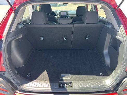 Used 2019 Hyundai Kona SE FWD image 14