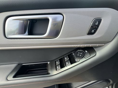 New 2026 Ford Explorer Active image 15