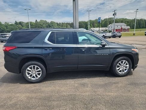 Used 2021 Chevrolet Traverse LT AWD/4WD image 6