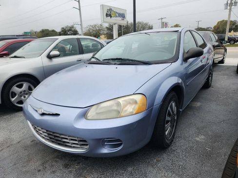 Used 2002 Chrysler Sebring LX image 1