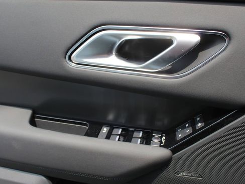 New 2026 Land Rover Range Rover Velar S AWD/4WD image 17