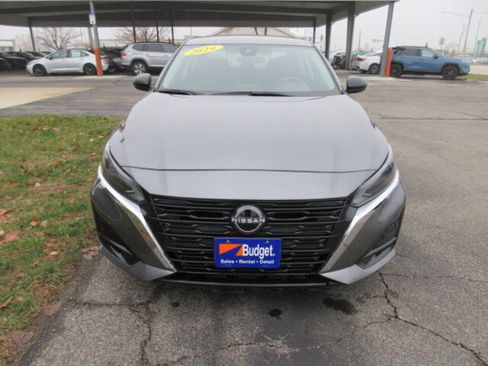 Used 2024 Nissan Altima 2.5 SV image 8
