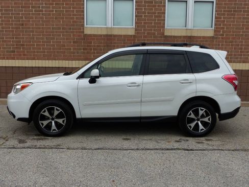 Used 2016 Subaru Forester 2.5i Limited AWD/4WD image 6