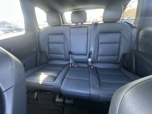 Used 2025 Lincoln Nautilus Premier w/ Jet Appearance Package image 13