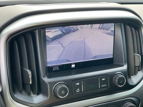 Used 2019 Chevrolet Colorado LT w/ LT Convenience Package image 20