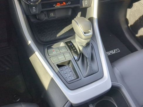 Used 2025 Toyota RAV4 XLE Premium image 14
