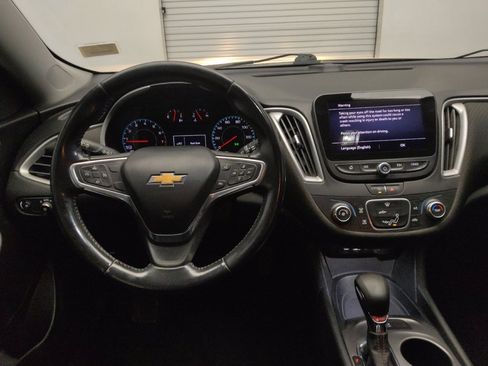 Used 2022 Chevrolet Malibu RS image 22