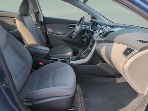 Used 2016 Hyundai Elantra SE image 26