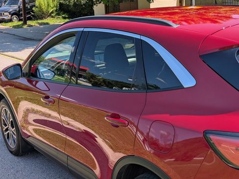 Used 2020 Ford Escape SEL AWD/4WD image 22