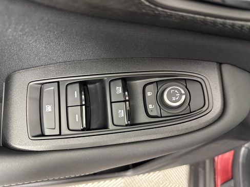 Used 2025 Subaru Outback Premium image 15