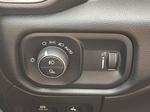 Used 2024 RAM 1500 Big Horn image 28