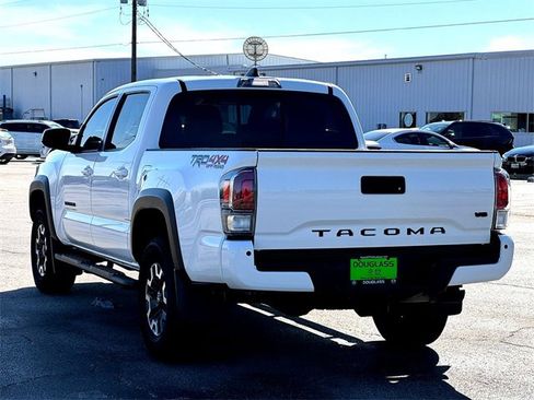 Used 2023 Toyota Tacoma TRD Off-Road image 6