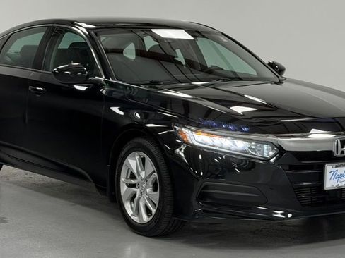 Used 2019 Honda Accord LX image 6