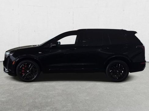Certified 2023 Cadillac XT6 Sport w/ LPO, ONYX Package AWD/4WD image 8