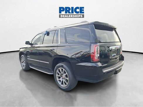 Used 2017 GMC Yukon Denali AWD/4WD image 7