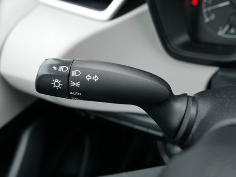 Used 2021 Toyota Corolla LE image 26