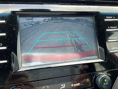 Used 2019 Toyota Camry SE FWD image 21
