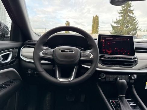New 2026 Jeep Compass Limited image 12
