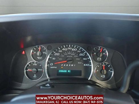 Used 2021 GMC Savana 2500 w/ Driver Convenience Package image 10