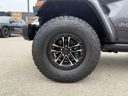 New 2026 Jeep Wrangler Rubicon w/ Xtreme 35 Tire Package image 9