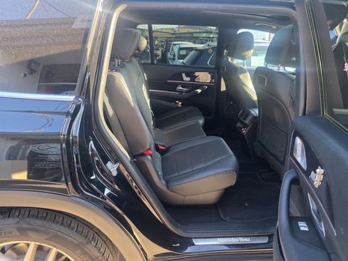 Used 2020 Mercedes-Benz GLS 450 4MATIC image 28