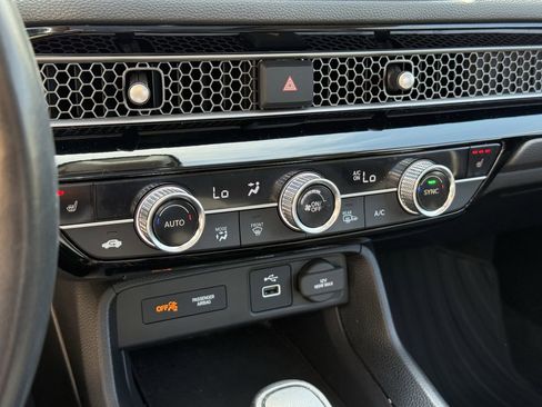Used 2023 Honda Civic EX image 19