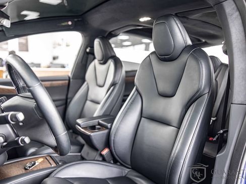 Used 2021 Tesla Model X Long Range AWD/4WD image 18