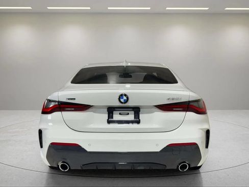 Used 2023 BMW 430i xDrive Coupe w/ M Sport Package AWD/4WD image 4