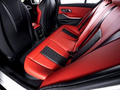 Used 2023 BMW M3 Competition w/ M Carbon Exterior Package image 26