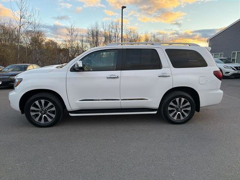 Used 2019 Toyota Sequoia Limited w/ Safety & Convenience Package image 2