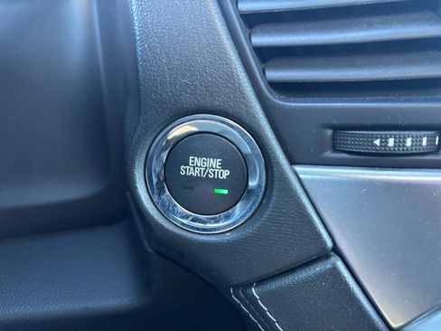 Used 2019 Chevrolet Tahoe LT image 23