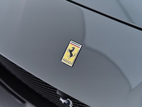 Used 2023 Ferrari 812 GTS RWD image 43