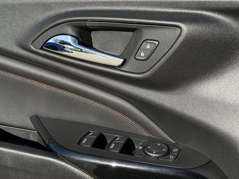 New 2026 Chevrolet Trax RS w/ Sunroof Package image 18