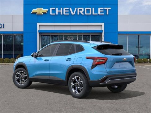 New 2026 Chevrolet Trax LT image 3