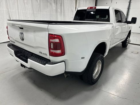 Used 2024 RAM 3500 Laramie AWD/4WD image 7