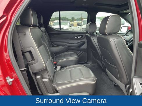 Used 2023 Chevrolet Traverse Premier AWD/4WD image 18