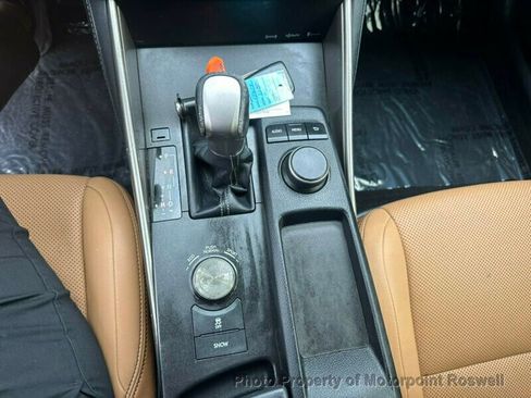Used 2016 Lexus IS 200t image 15