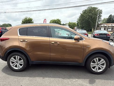 Used 2017 Kia Sportage LX w/ LX Popular Package AWD/4WD image 10