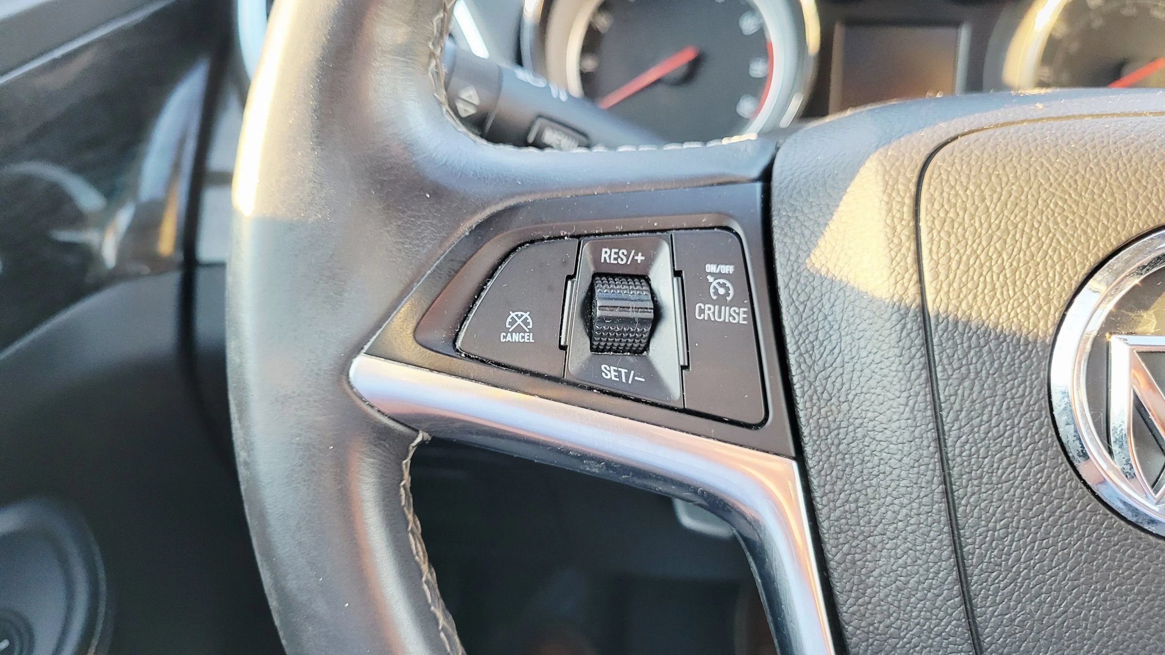 Used 2016 Buick Encore Convenience AWD/4WD image 22