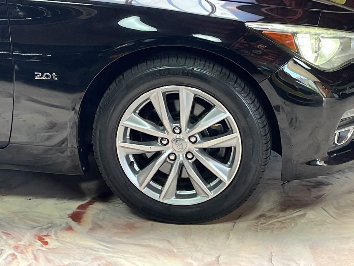 Used 2017 INFINITI Q50 2.0t w/ Moonroof Package AWD/4WD image 35