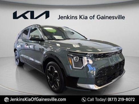 New 2025 Kia Niro Wind w/ Wind Preserve Package FWD image 1