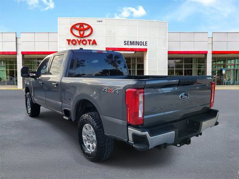 Used 2023 Ford F250 XLT image 4
