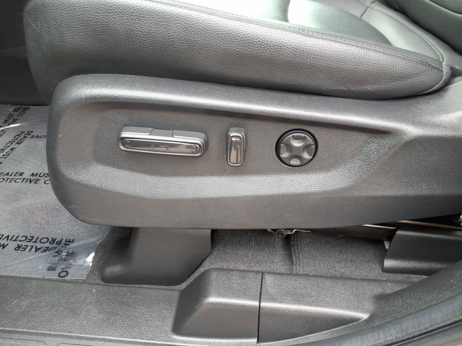 Used 2025 Honda Odyssey EX-L image 16