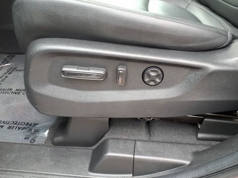 Used 2025 Honda Odyssey EX-L image 16
