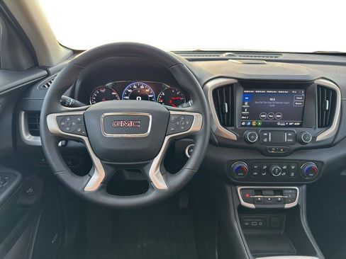 Used 2024 GMC Terrain Denali w/ Denali Premium Package image 9