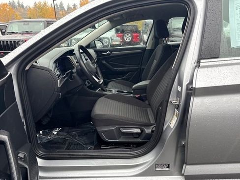 Used 2024 Volkswagen Jetta S image 15